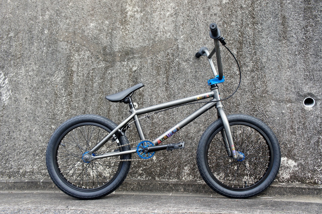 格安新品 bmx 18インチ kink クロモリフレーム - 自転車